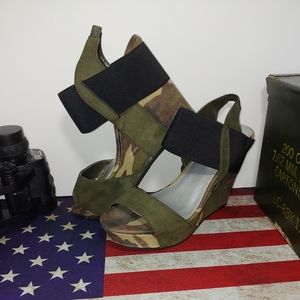 Nine West Camouflage Wedges
